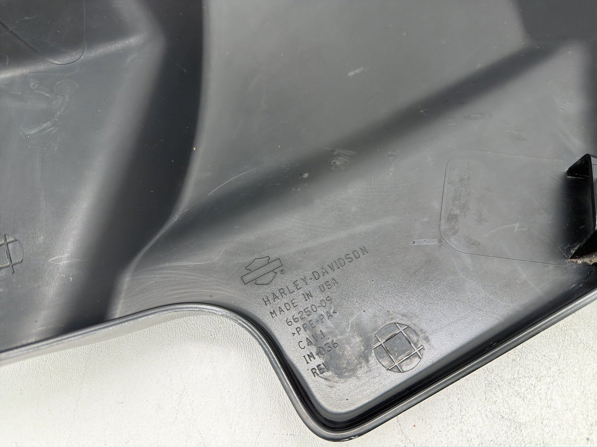 2011 Harley Street Glide Touring FLHX-103 OEM Left Right Side Fairing Cover