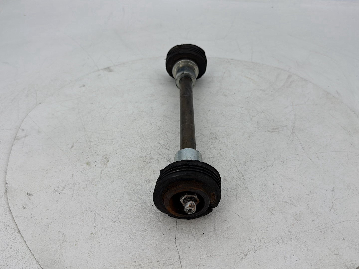 1999 - 2006 Harley-Davidson Touring Electra Glide Ultra Rear Fork Swingarm Pivot Bolt Shaft 47505-02