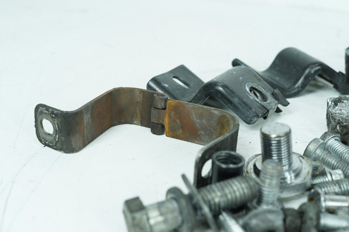 2010 Harley-Davidson Electra Glide Classic FLHTC Hardware Bolts Nuts Brackets