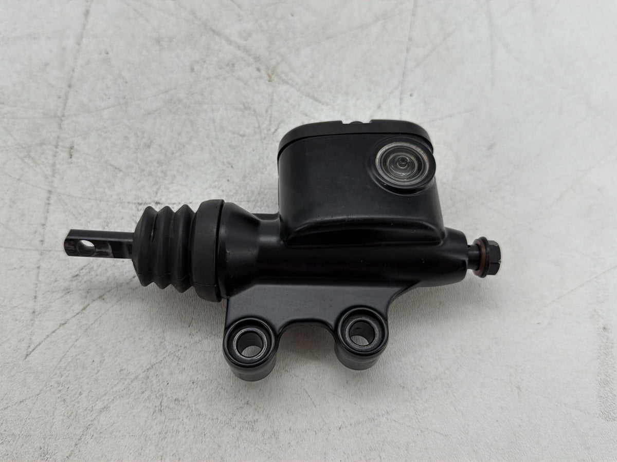 2018 Harley Road Glide Touring FLTRXS OEM Rear Brake Master Cylinder Reservoir