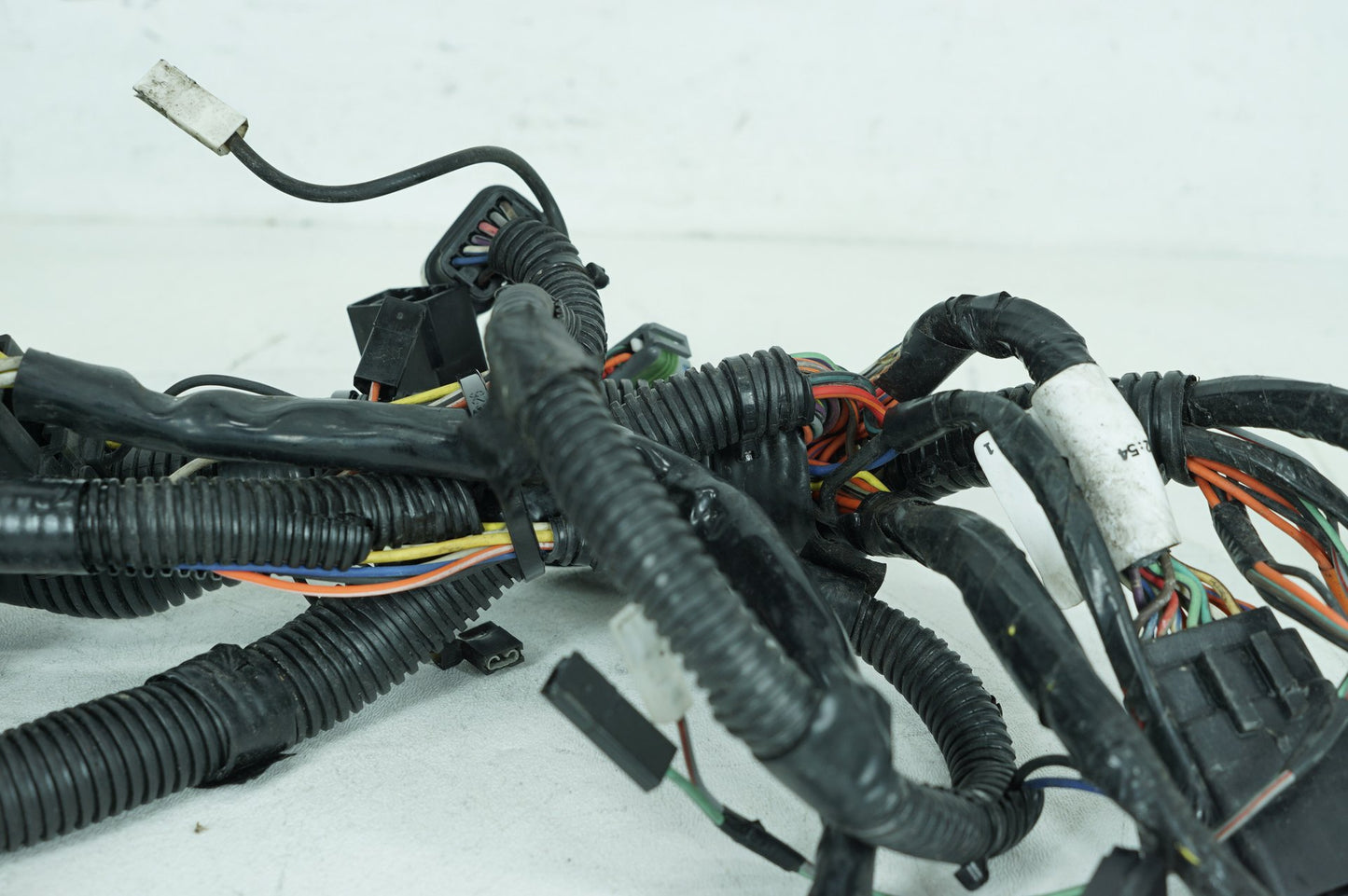 2007 - 2011 Harley-Davidson Touring Electra Screamin Eagle Front Sub Wiring Harness Loom Interconnect 70232-07