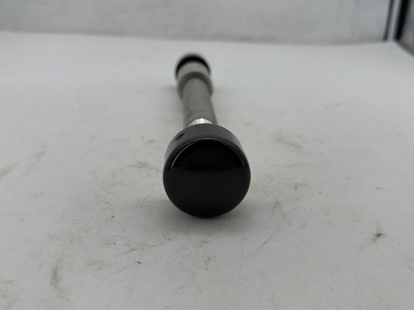 2008 Harley Dyna Fat Bob FXDF OEM Front Wheel Axle Bolt Shaft