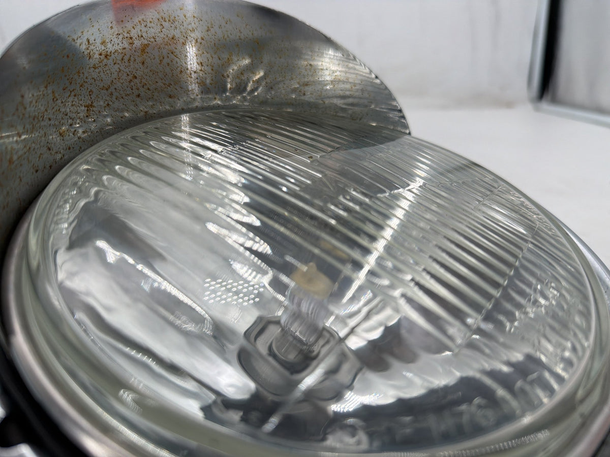 2002 Harley Electra Glide Touring FLHT OEM Headlight Headlamp Head Light Halogen