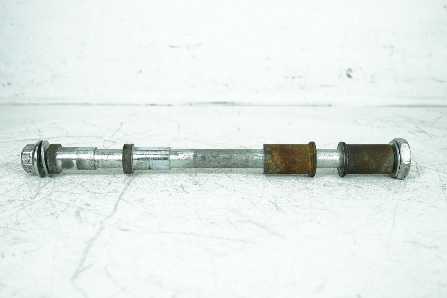 2000 - 2006 Harley-Davidson Softail Fat Boy Engine Mount Pivot Bolt Shaft 48093-00