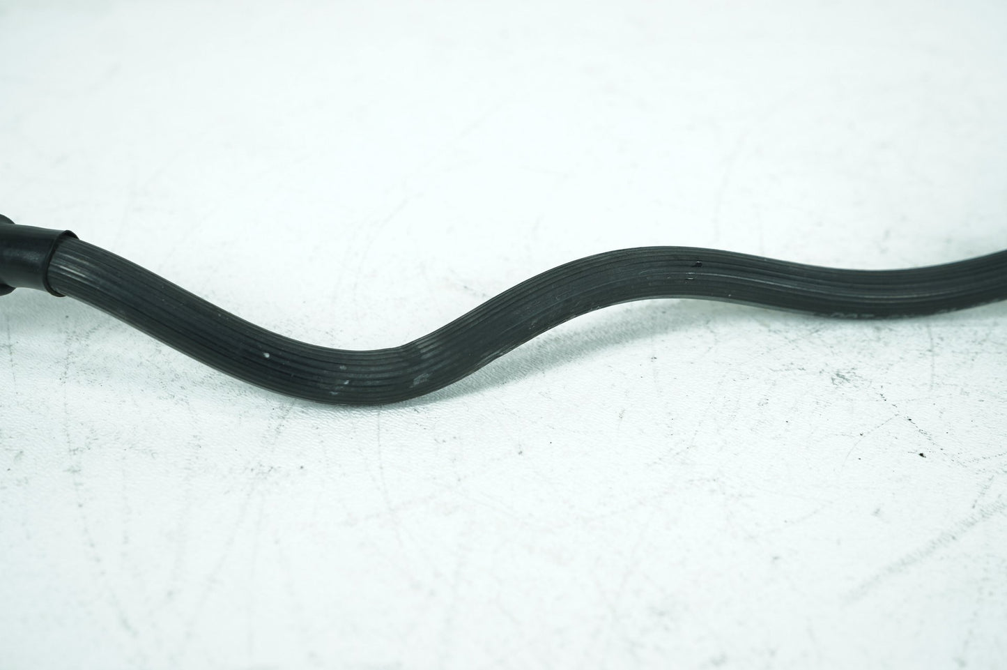 1999 - 2006 Harley-Davidson Dyna Street Bob Rear Brake Hose Line Pipe 40956-00A