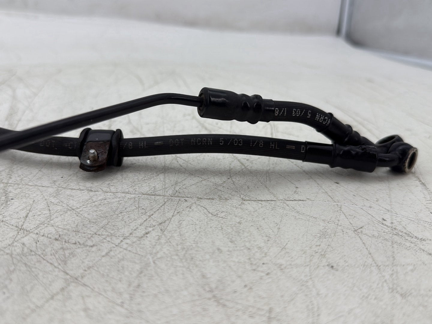 2004 Harley Sportster XL883C 883 Custom OEM Rear Brake Hose Line Pipe