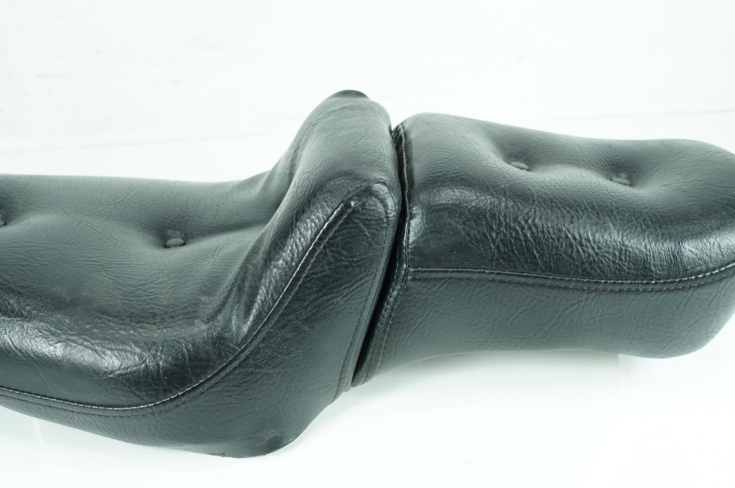 Harley-Davidson Misc  Passenger Rider Driver Seat Saddle CORBIN