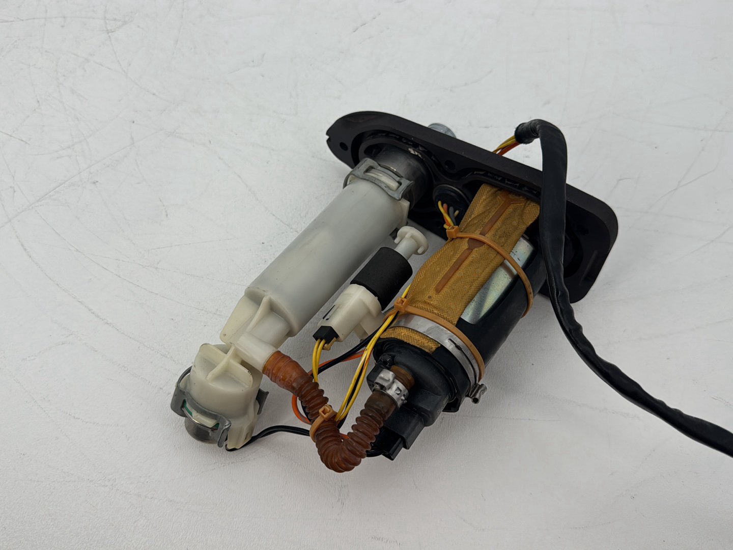 2009 Harley Sportster XL1200 1200 Low OEM Fuel Pump Gas Gasoline Petrol Sending