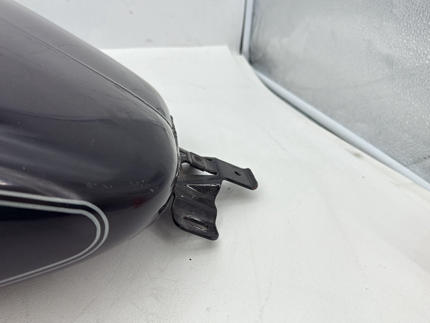2008 Harley Touring FLHTCU Electra Glide Ultra OEM Fuel Gas Tank Gasoline Reservoir