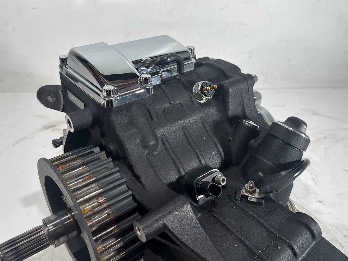 2014 Harley Street Glide 6 Spd Transmission Gearbox CRACKED 17 mi.