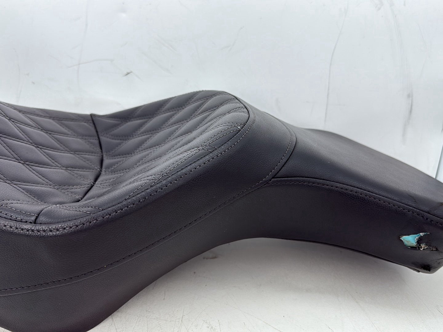 2011 Harley Softail FLSTFB Fat Boy OEM Passenger Rider Driver Seat Saddle