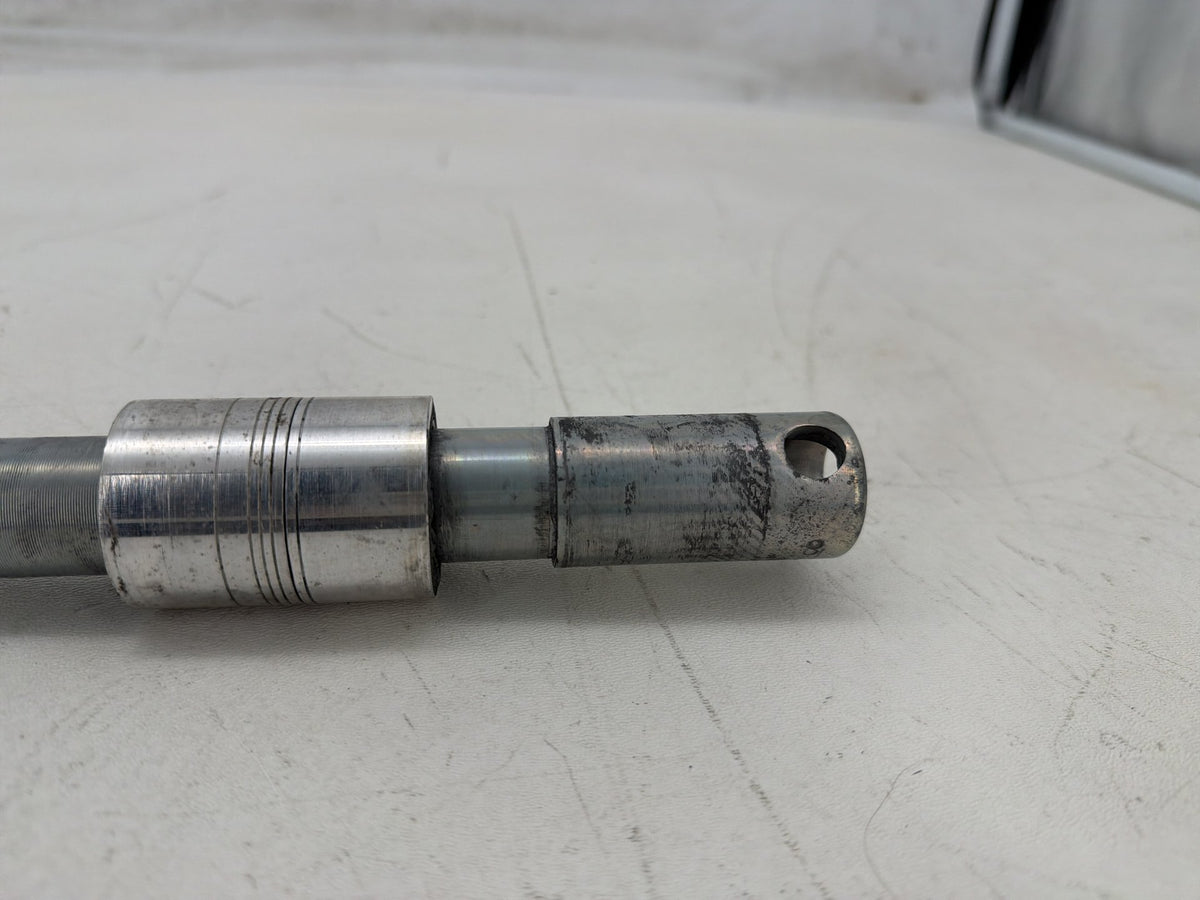 2016 Harley Dyna Fat Bob FXDF 103 OEM Front Wheel Axle Bolt Shaft