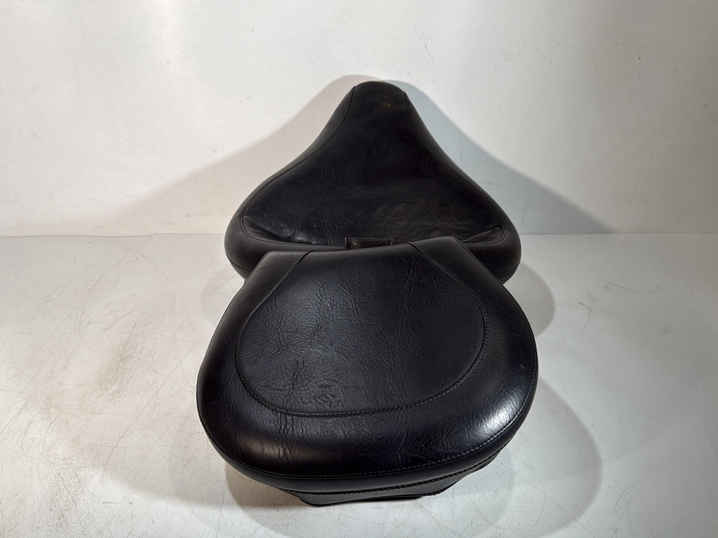 1986 - 1998 Harley-Davidson Softail Heritage Classic Passenger Rider Driver Seat Saddle MUSTANG