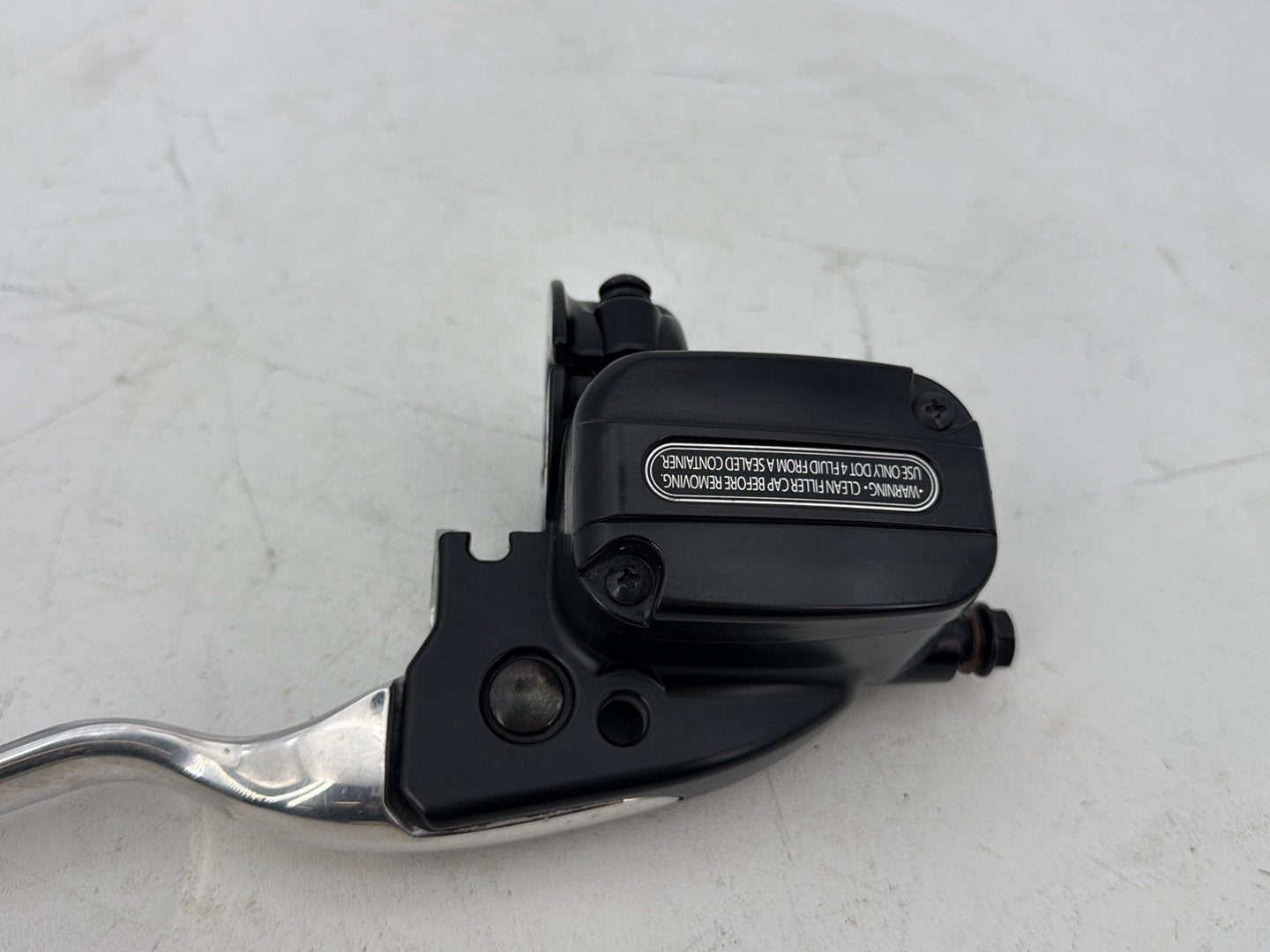 2019 - 2023 Harley-Davidson Touring Street Glide Front Brake Lever Master Cylinder Reservoir 44551-08E