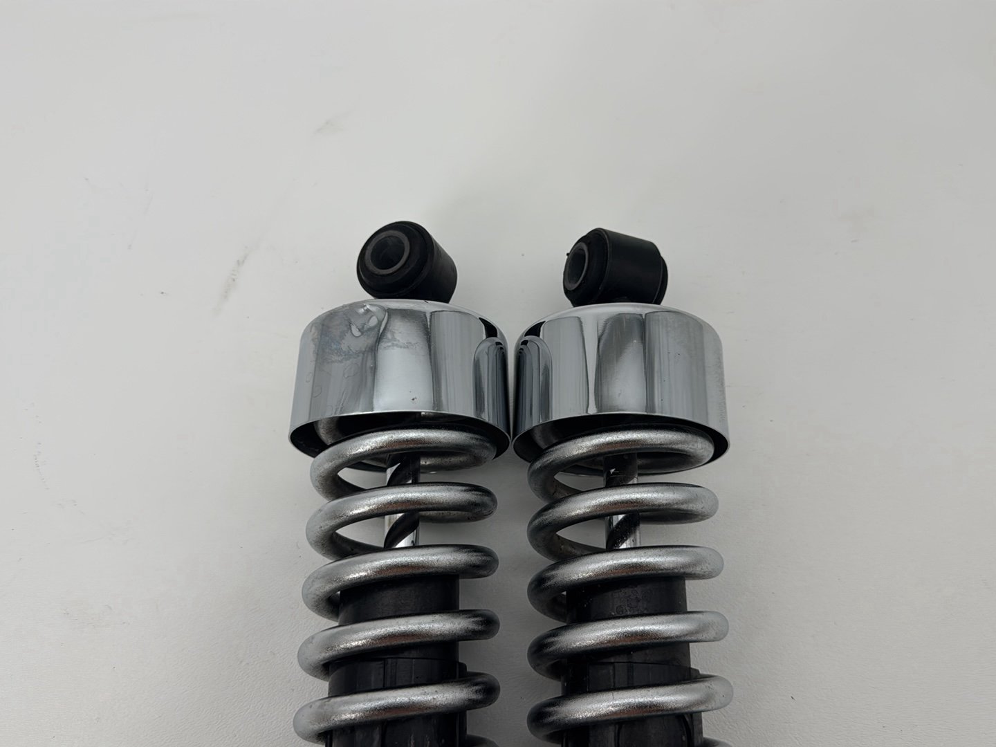 1999 - 2006 Harley-Davidson Dyna Wide Glide Rear Left Right Shock Absorbers 54512-90A