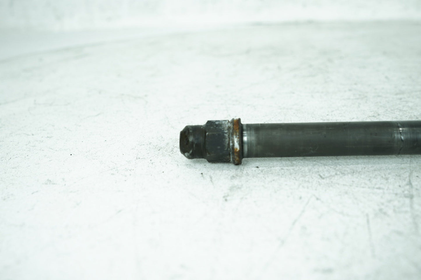 1999 - 2006 Harley-Davidson Touring Electra Glide Ultra Rear Fork Swingarm Pivot Bolt Shaft 47492-89A