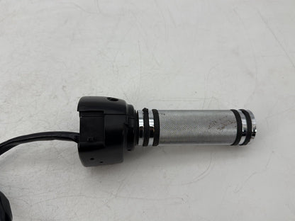 1999 - 2006 Harley-Davidson Dyna Super Glide Left Turn Signal Headlight Switches Controls  	71682-06A