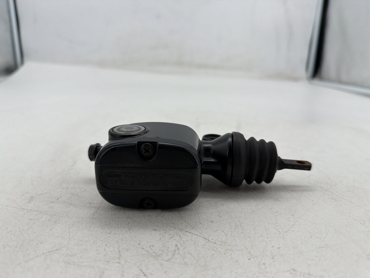 2011 Harley Road King Touring FLHR OEM Rear Brake Master Cylinder Reservoir