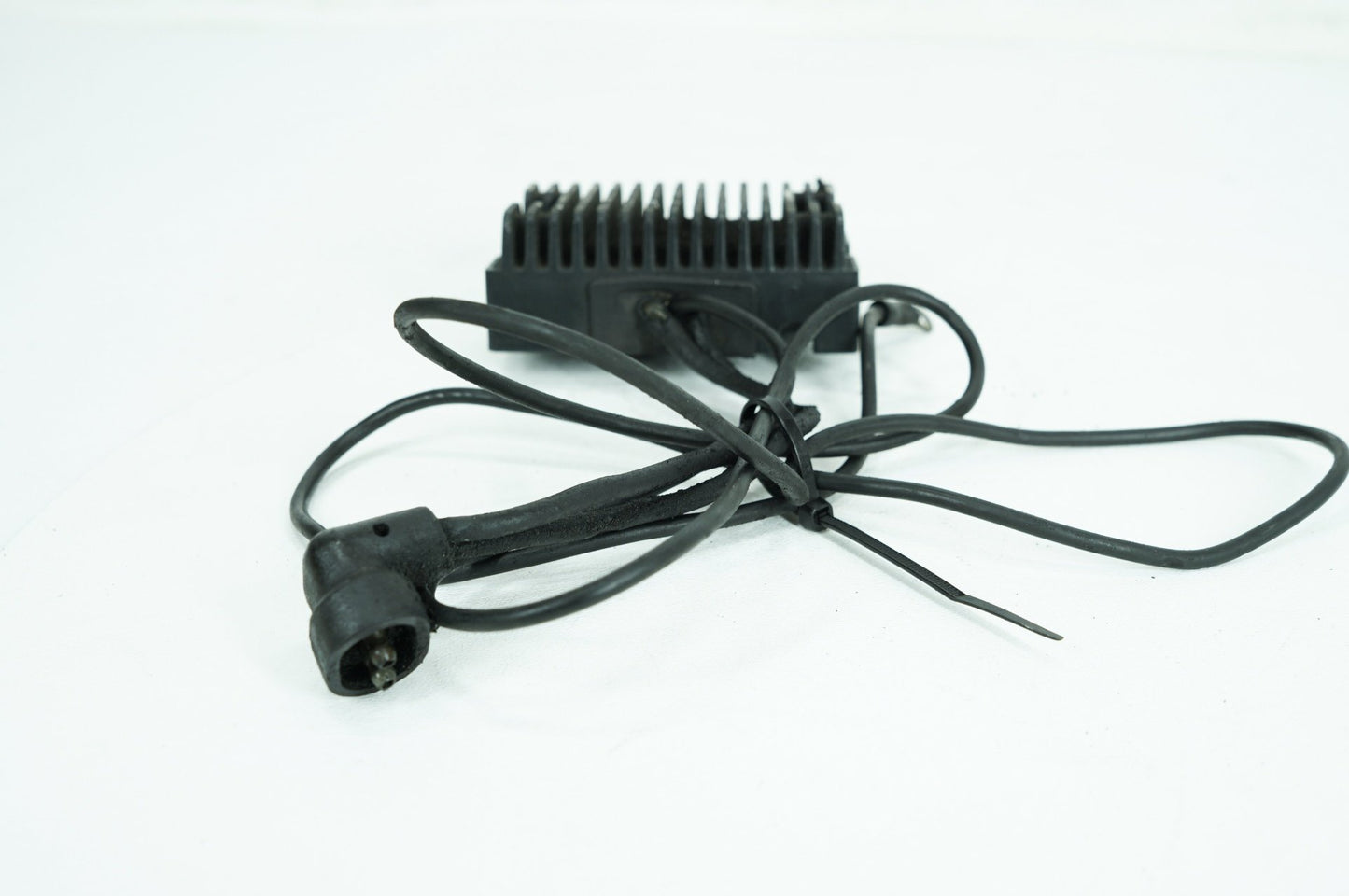 1984 - 1998 Harley-Davidson Touring Electra Glide Classic Voltage Regulator Rectifier  74519-88A