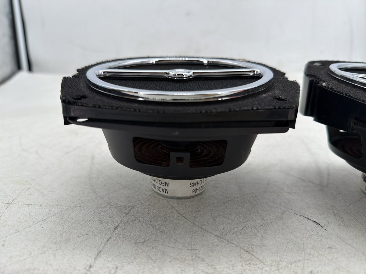 2009 Harley Electra Glide Touring CVO Eagle OEM Left Right Sound Audio Speakers