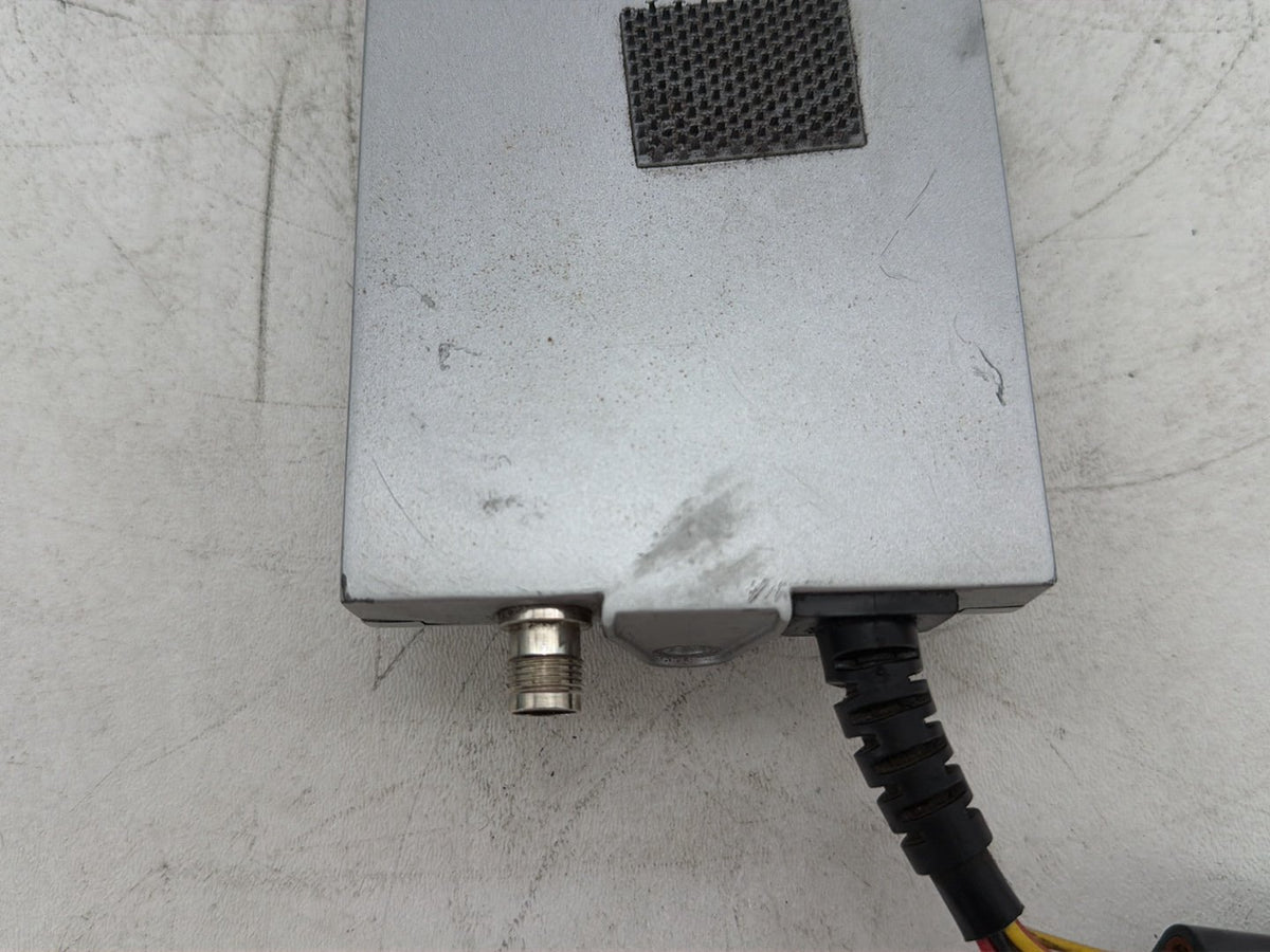 06 Harley Electra Glide Touring Ultra FLHTCUI OEM CB Harman Kardon Radio Module
