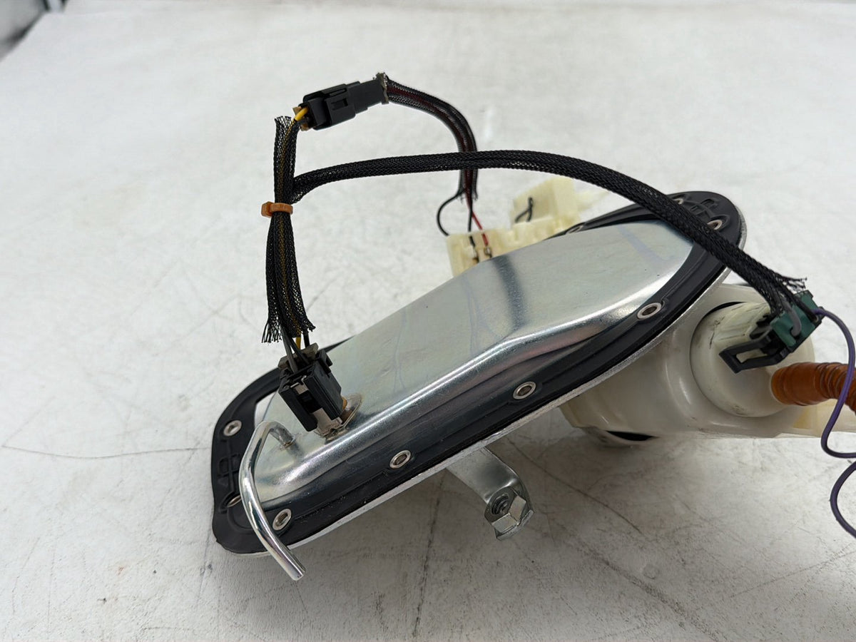 2014 Harley Dyna Switchback FLD OEM Fuel Pump Gas Gasoline Petrol Sending
