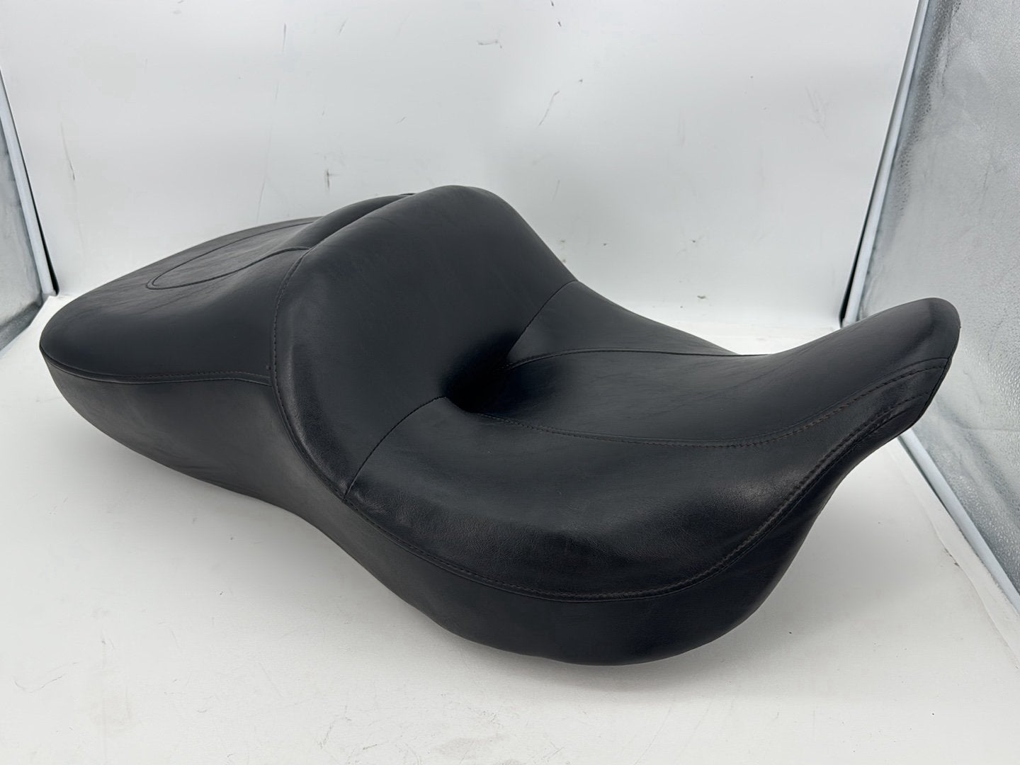 2007 - 2016 Harley-Davidson Touring Electra Glide Ultra Passenger Rider Driver Seat Saddle 52164-09B