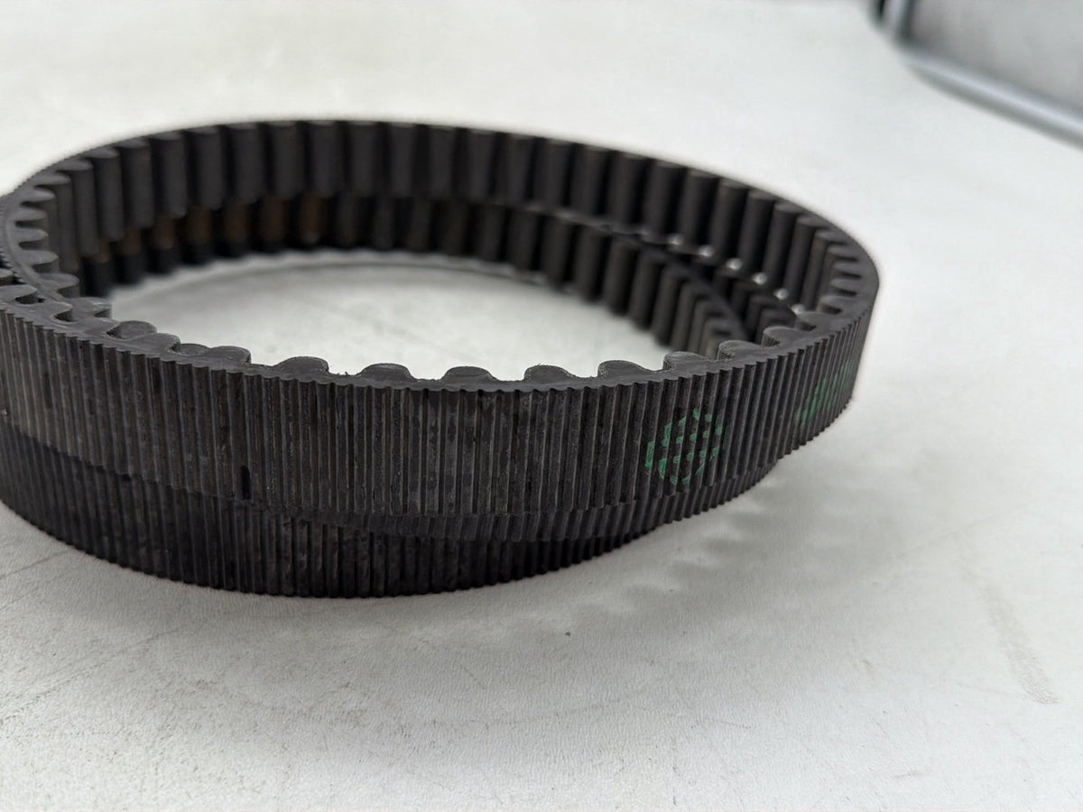 2018 Harley Road Glide Touring FLTRXS OEM Rear Drive Belt 40024-09A 140T 1"