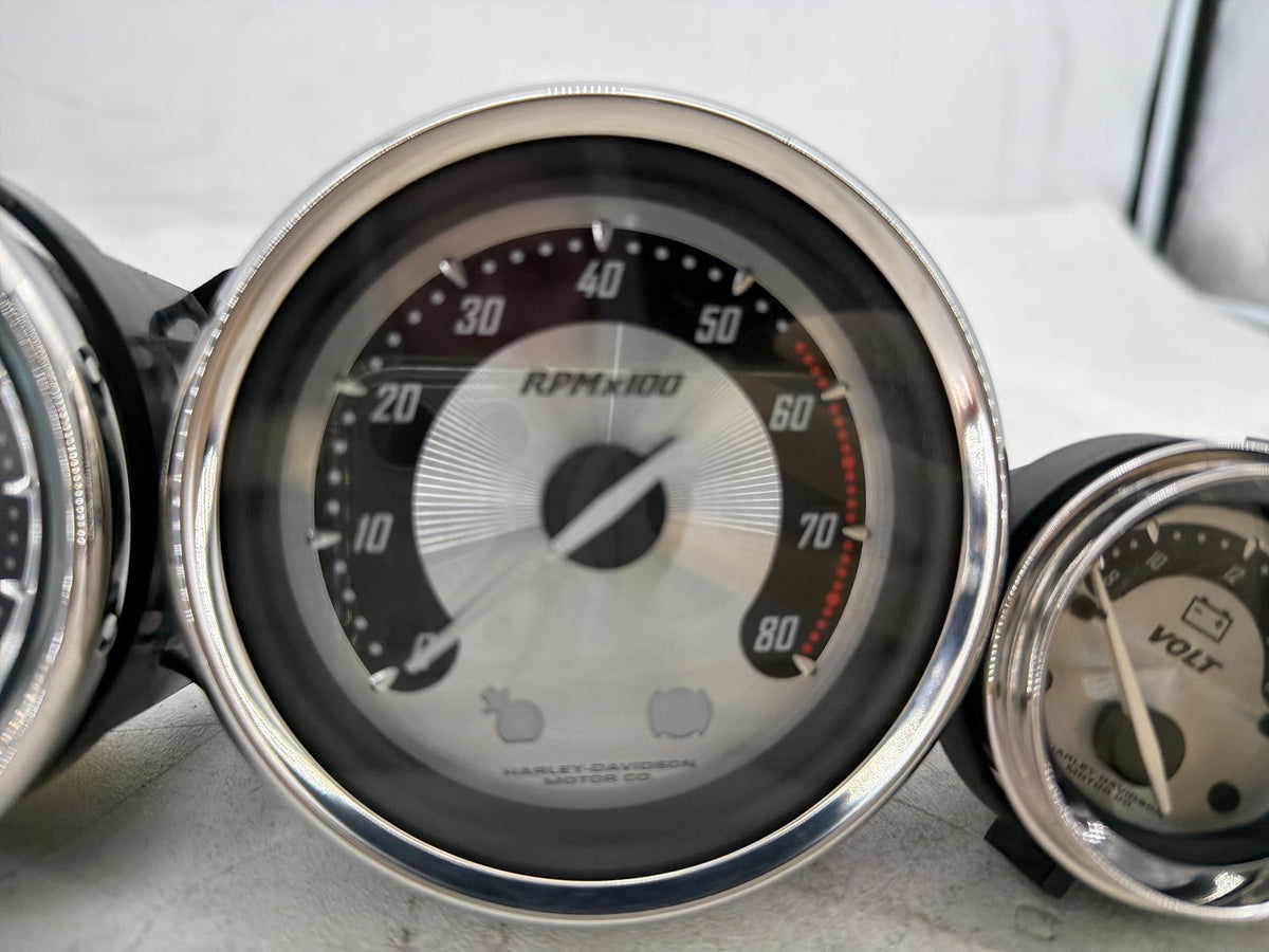 09 Harley Electra Glide Touring CVO Eagle Air Oil Volt Fuel Tacho Speedo Gauges