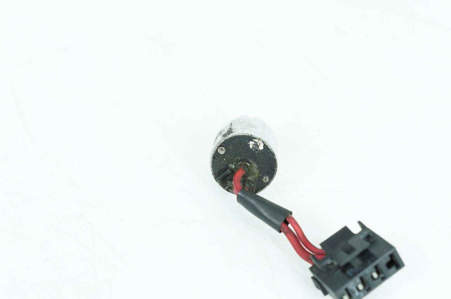1999 - 2006 Harley-Davidson Dyna Low Rider Ignition Switch Cylinder Barrel Lockset NOKey 71421-90B