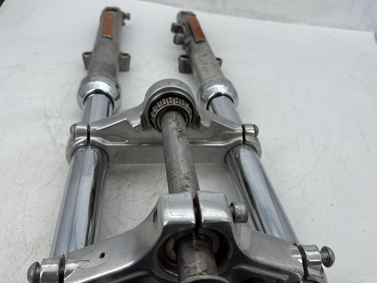 2009 Harley Sportster 883 Low XL883L OEM Front Triple Tree Set & LH RH Fork Legs Sliders
