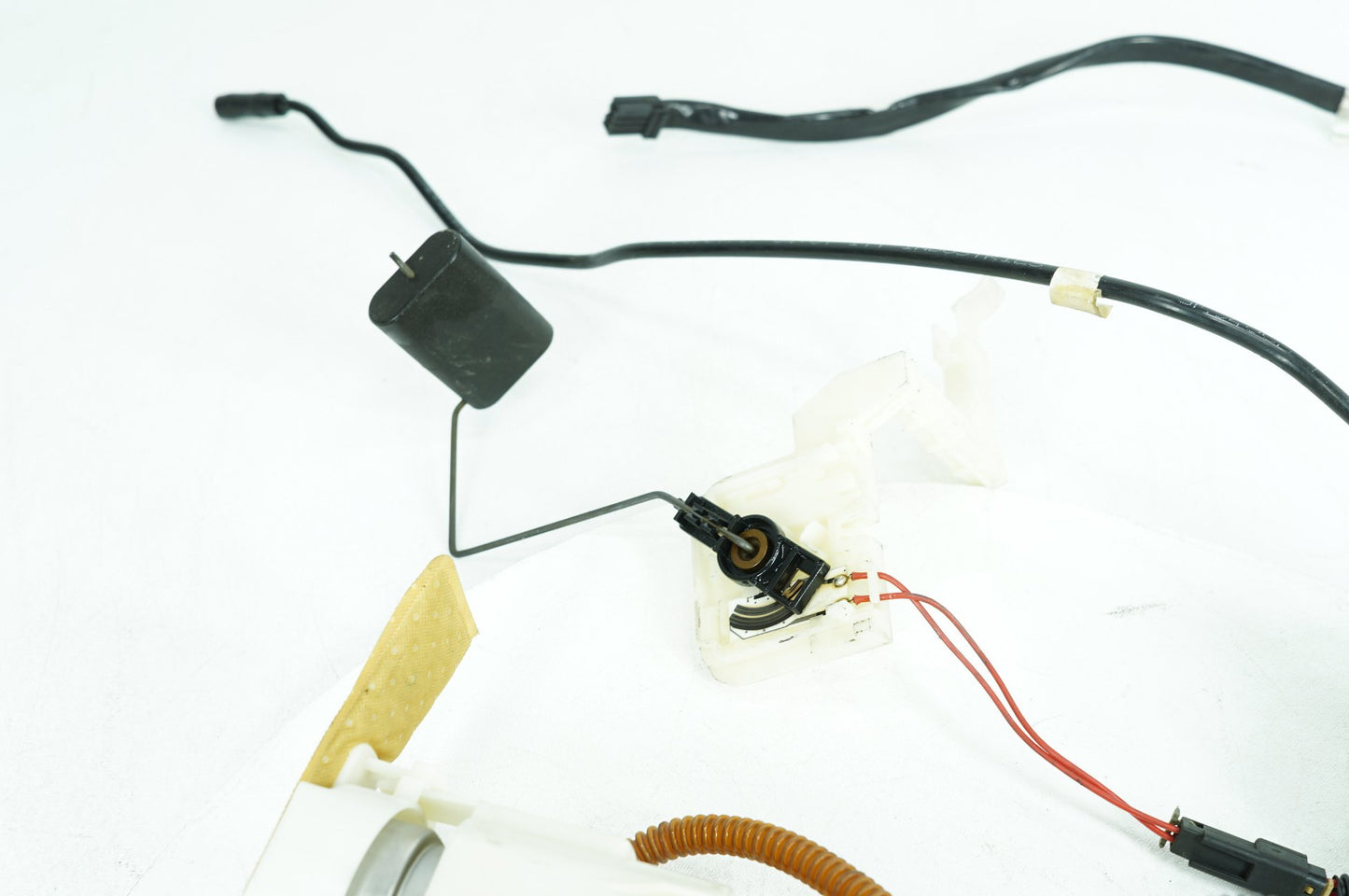 2007 - 2012 Harley-Davidson Touring Electra Glide Ultra Fuel Pump Gas Gasoline Petrol Sending 62908-08