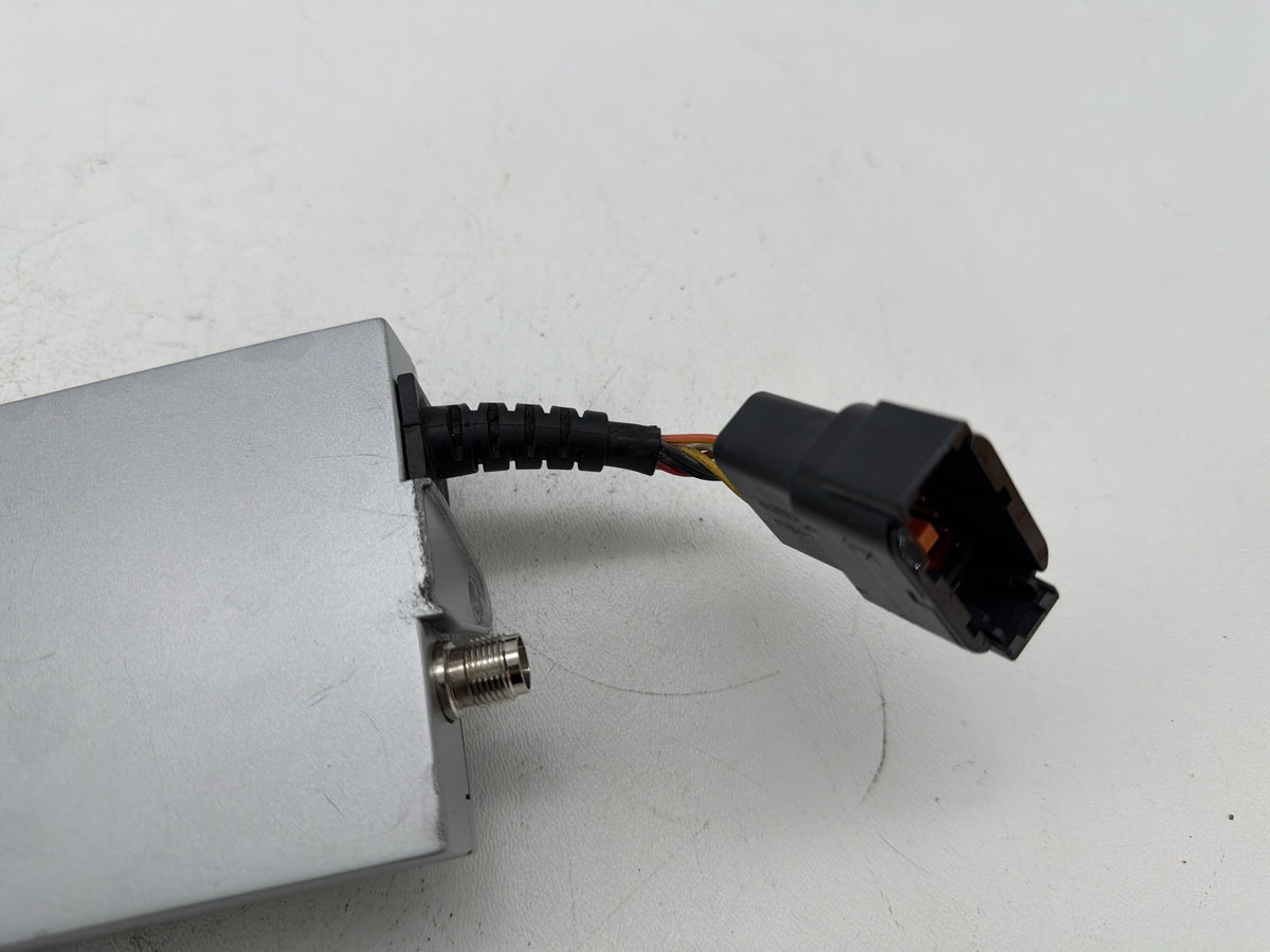 2011 Harley Electra Glide Touring Ultra OEM CB Harman Kardon Radio Module