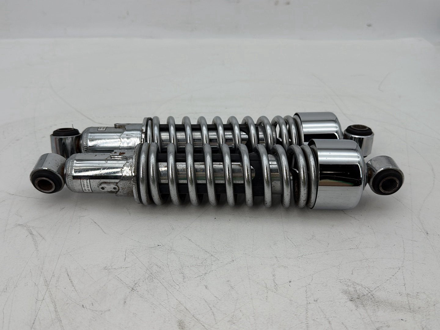 2004 - 2013 Harley-Davidson Sportster 1200 Custom Rear Left Right Shock Absorbers 54568-04