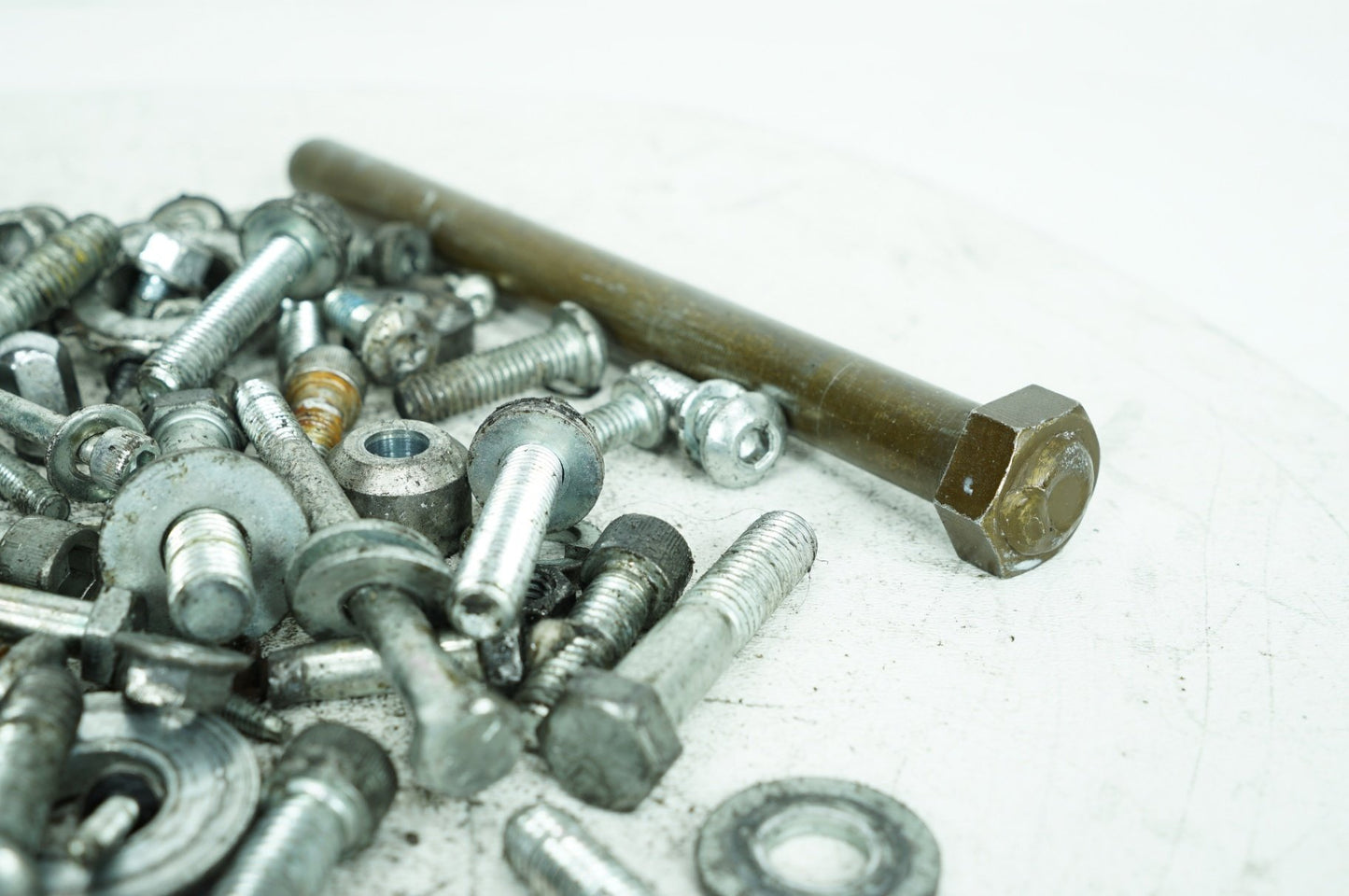 1999 - 2006 Harley-Davidson Dyna Wide Glide Hardware Bolts Nuts & Brackets