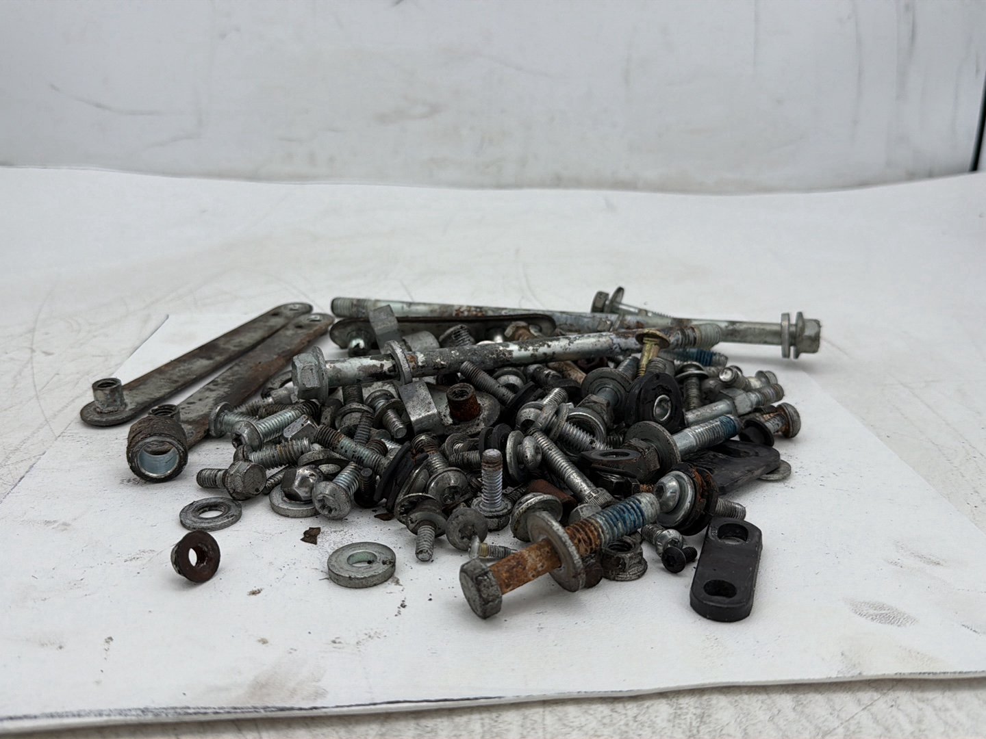 2011 Harley Heritage Softail Classic FLSTC OEM Hardware Bolts Nuts & Brackets