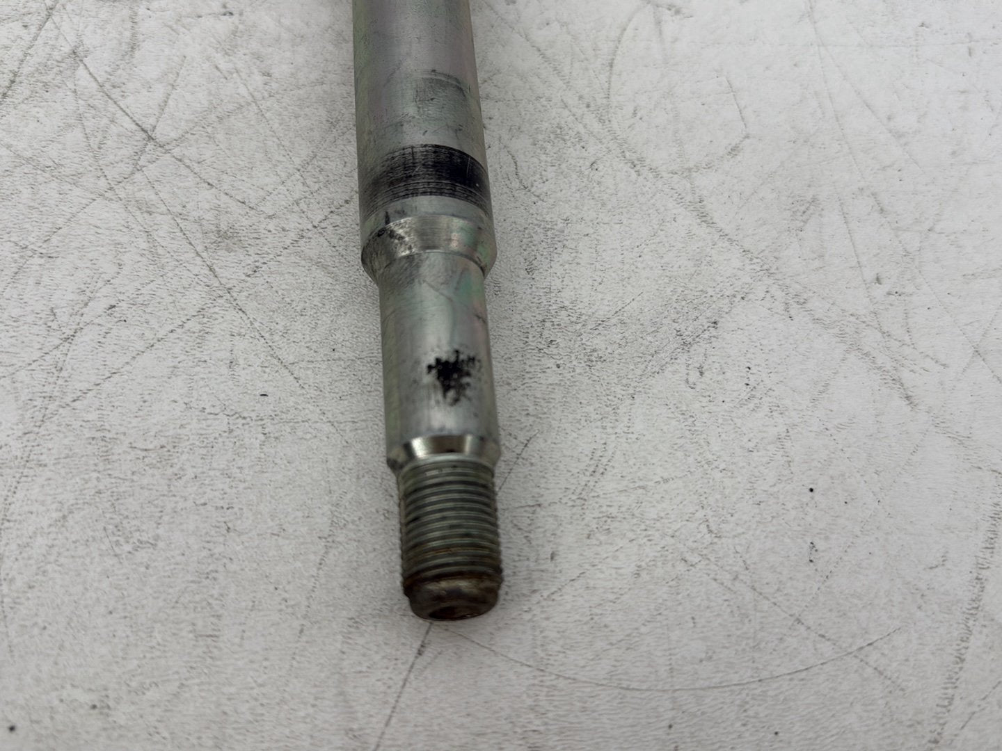 2008 Harley Sportster XL883L 883 Low OEM Front Wheel Axle Bolt Shaft 43895-08