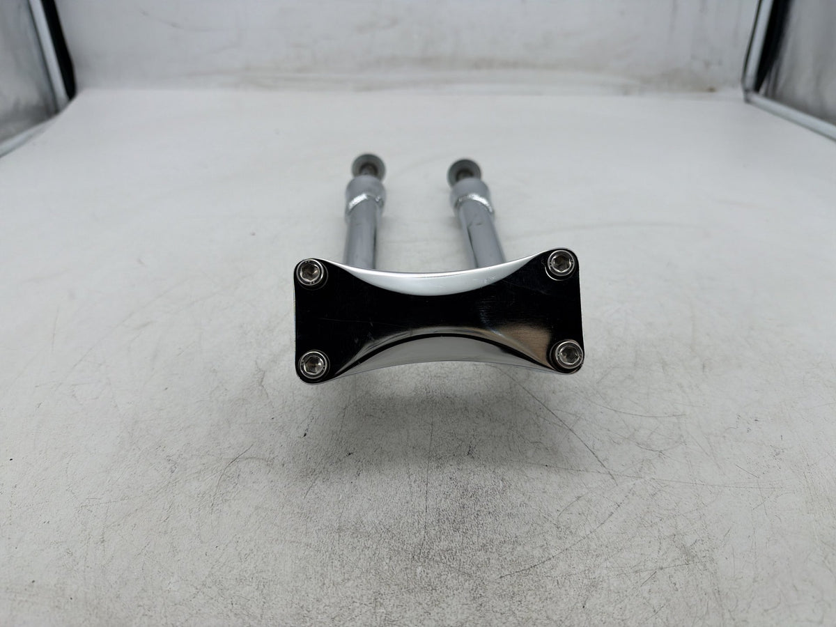 2011 Harley Electra Touring Police Front Upper Handlebar Riser Top Clamp Chrome