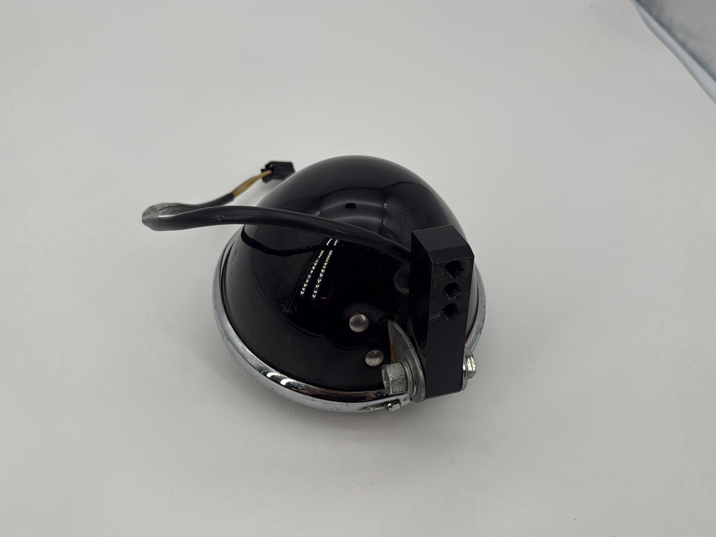 2006 - 2017 Harley-Davidson Dyna Street Bob Headlight Headlamp Head Lamp Light LED  	69356-06