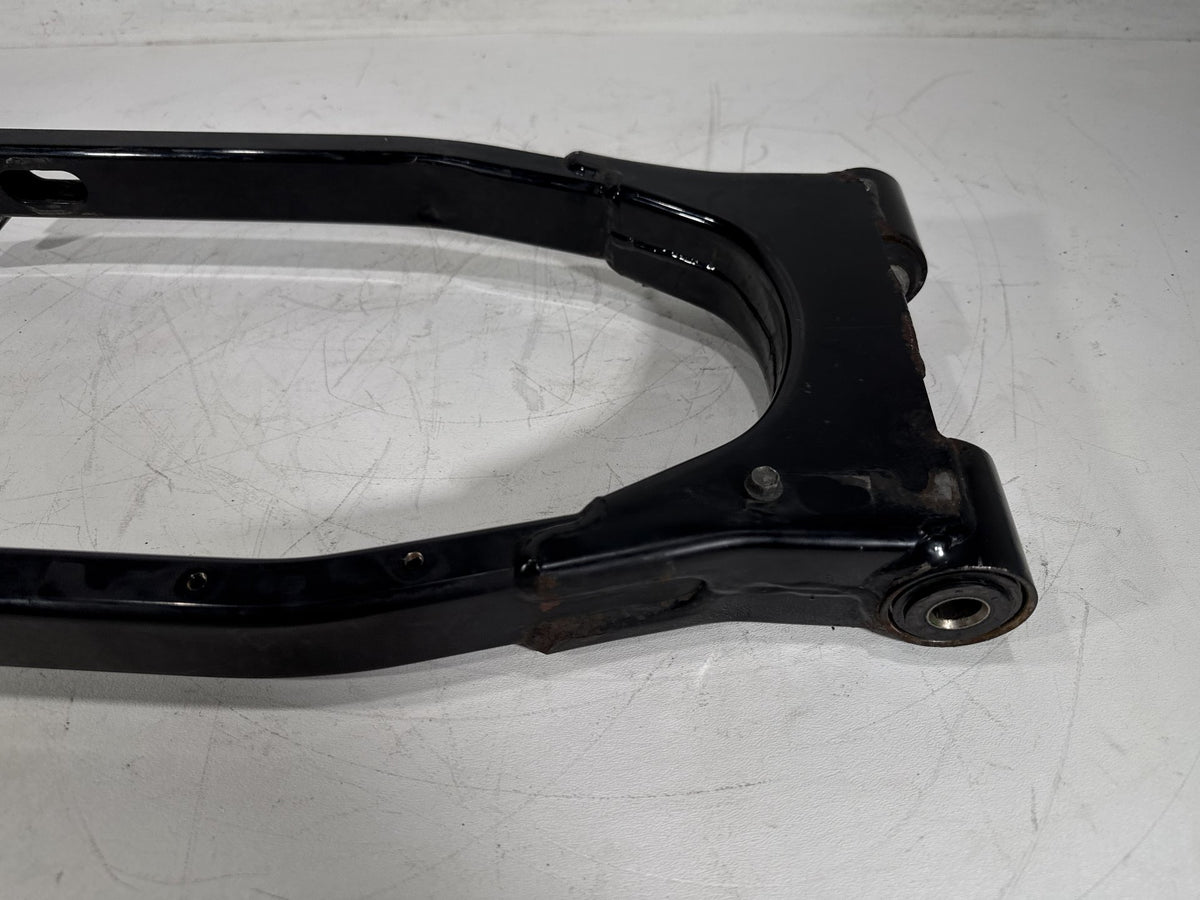 1996 Harley Electra Glide Touring Ultra OEM Rear Fork Swingarm Swing Arm