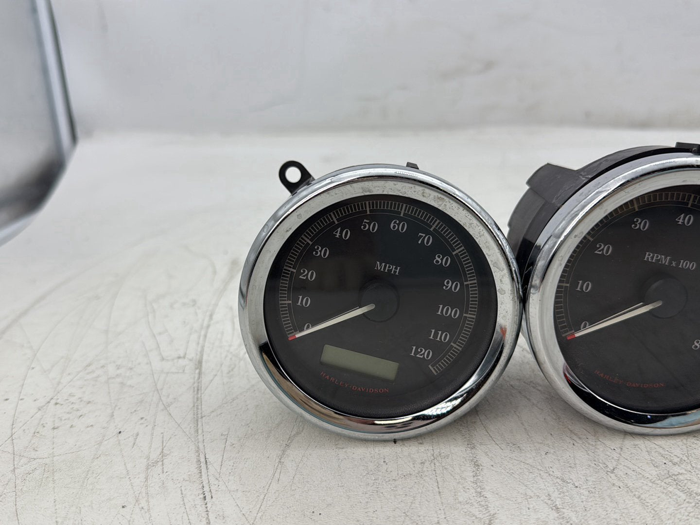 07 Harley Electra Glide Touring Ultra OEM Air Oil Volt Fuel Tacho Speedo Gauges