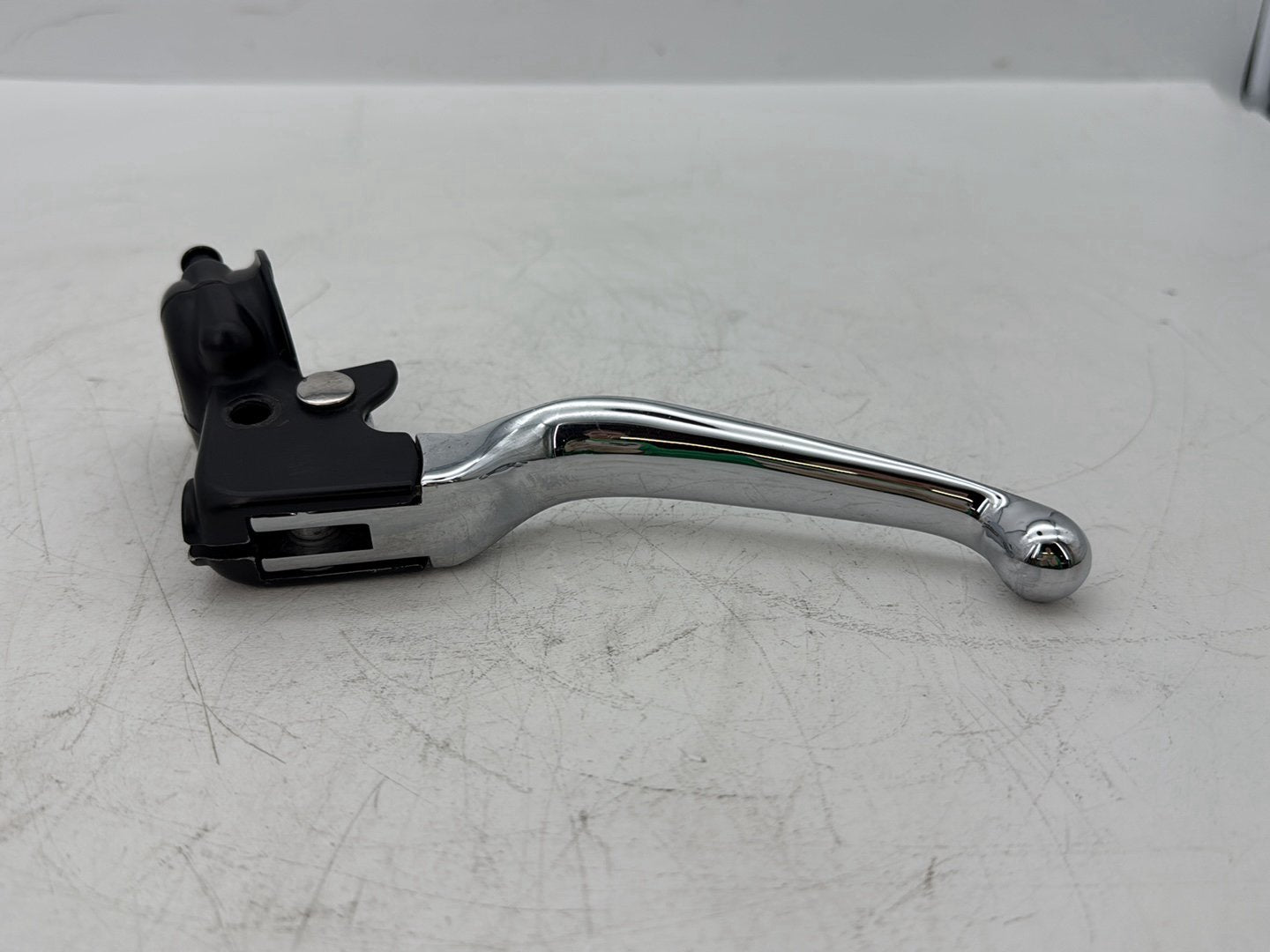 2005 Harley Touring FLHRCI Road King Classic OEM Front Left Hand Clutch Control Lever