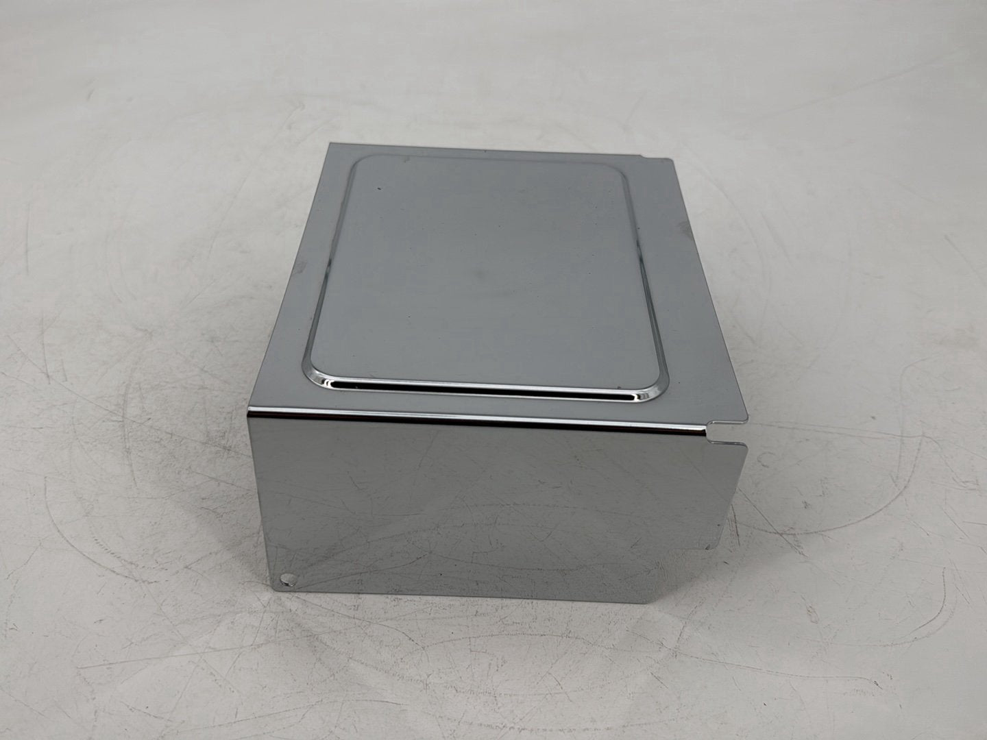 1999 - 2006 Harley-Davidson Dyna Super Glide Lower Battery Tray Stay Box Cover Panel 66375-97