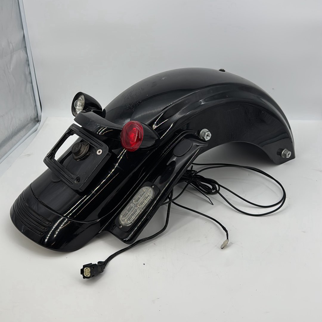 2008 - 2016 Harley-Davidson Touring Street Glide Rear Wheel Fender Turn Signal Indicators  	59731-09