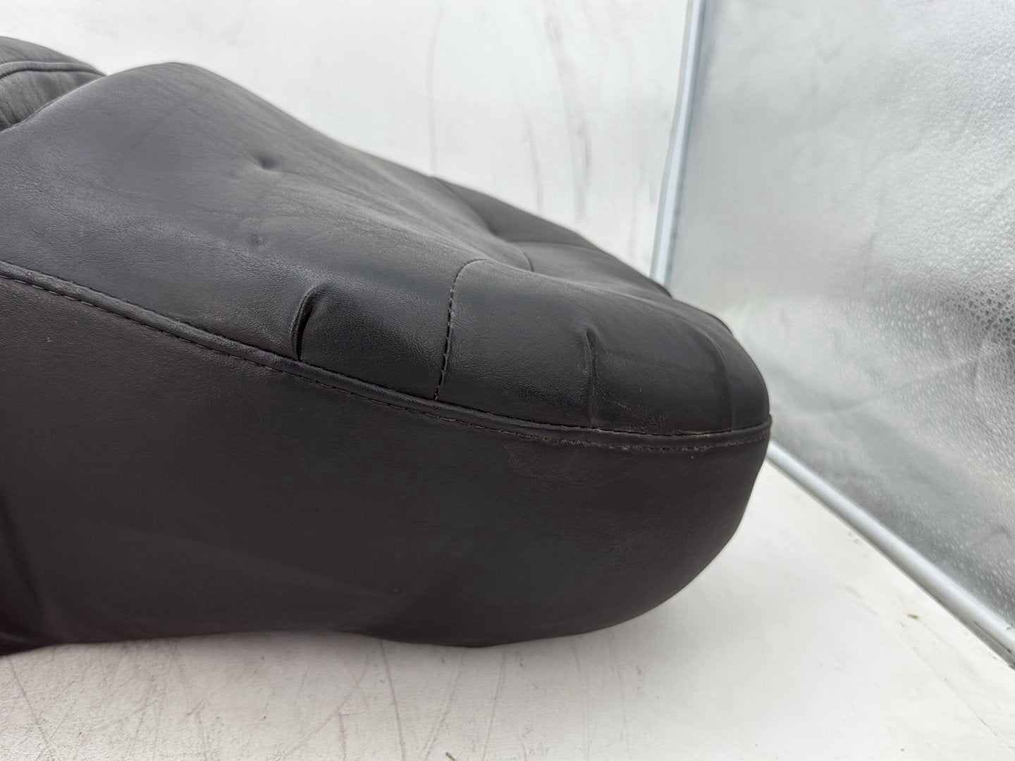 2005 Harley Electra Glide Touring Ultra FLHTCUI OEM Passenger Rider Driver Seat Saddle