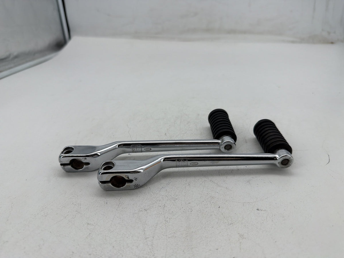 2011 Harley Electra Glide Touring Ultra OEM Gear Shifter Lever Pedal Pedals