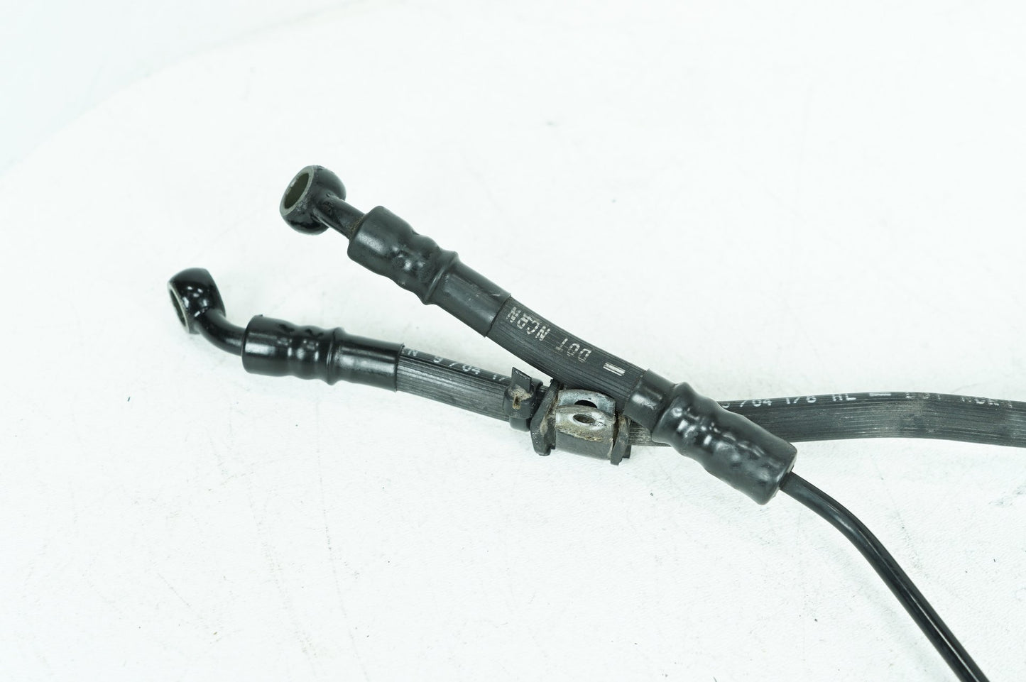 2004 - 2013 Harley-Davidson Sportster Custom Rear Brake Hose Line Pipe  	44429-04