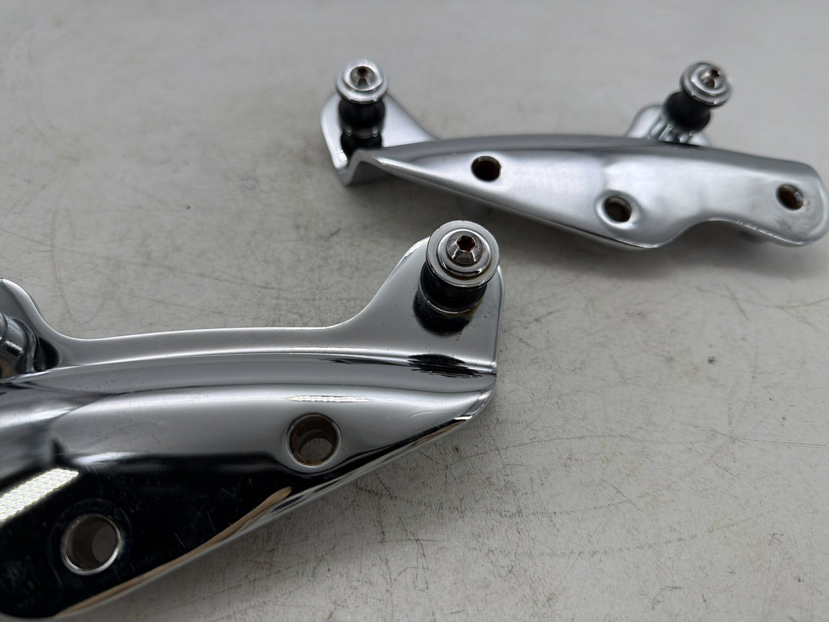 2009 Harley Street Glide Touring FLHX OEM 5 Point Detachable Docking Hardware
