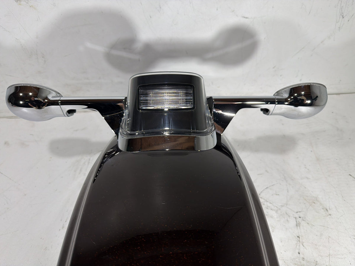 2011 Harley Electra Glide Touring Ultra OEM Rear Wheel Fender & Turn Signals Bar