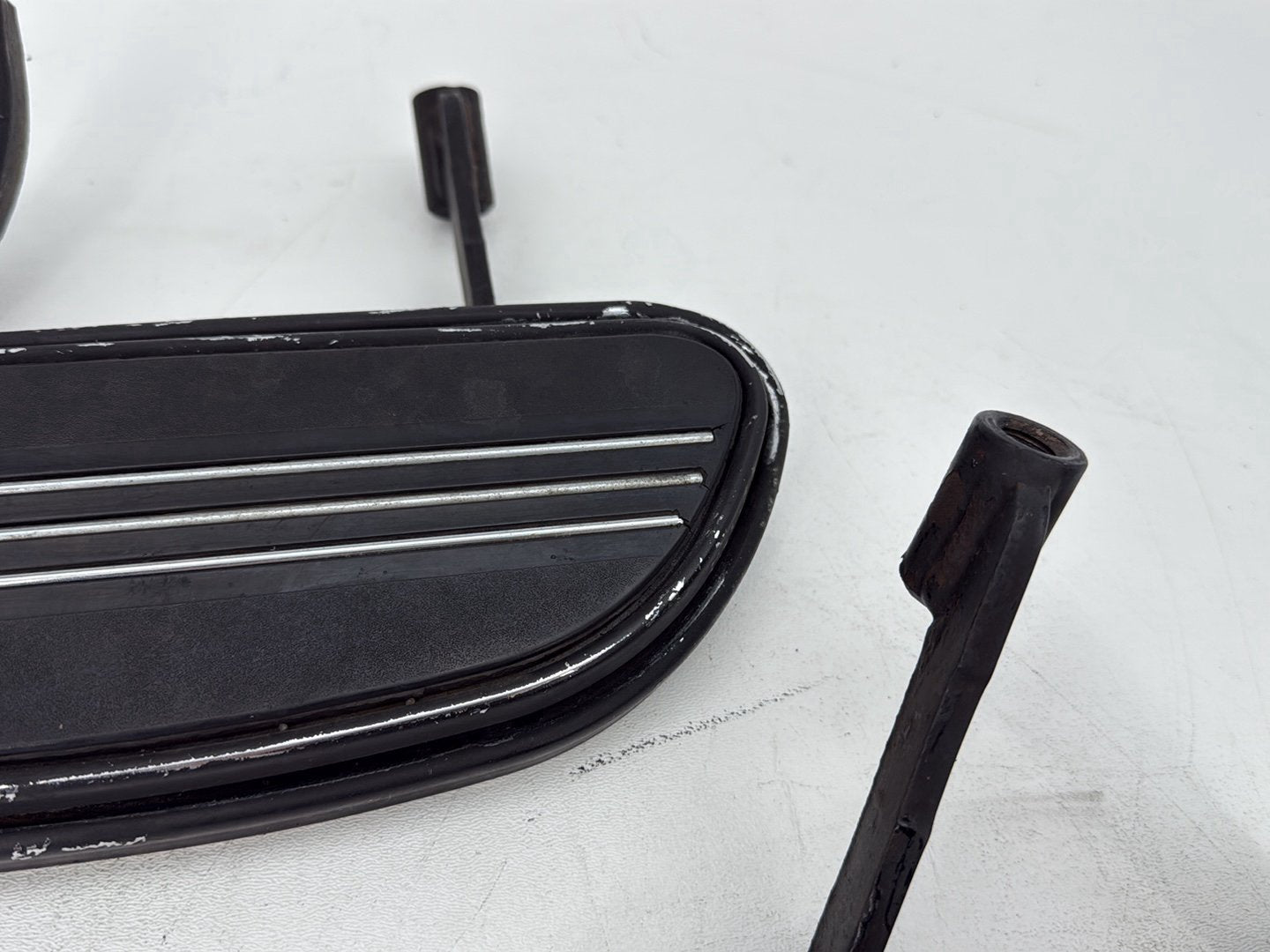 2007 Harley Street Glide Touring FLHX OEM Left Right Driver Floorboard Foot Rest